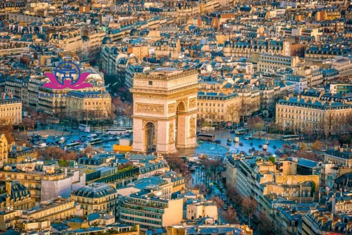 Giải đáp những câu hỏi thường gặp của du khách khi đi du lịch Paris Pháp