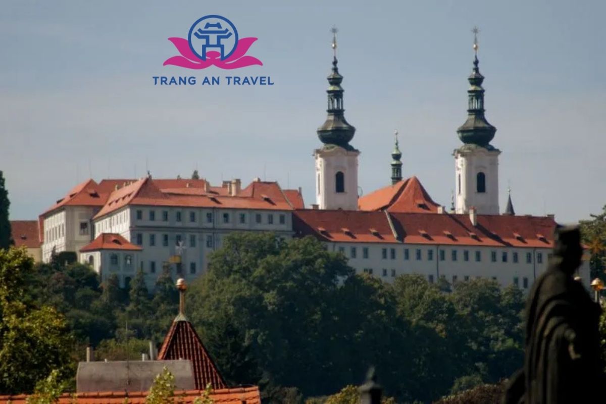 Khám phá tu viện Strahov, Prague – một trong những thư viện đẹp nhất thế giới