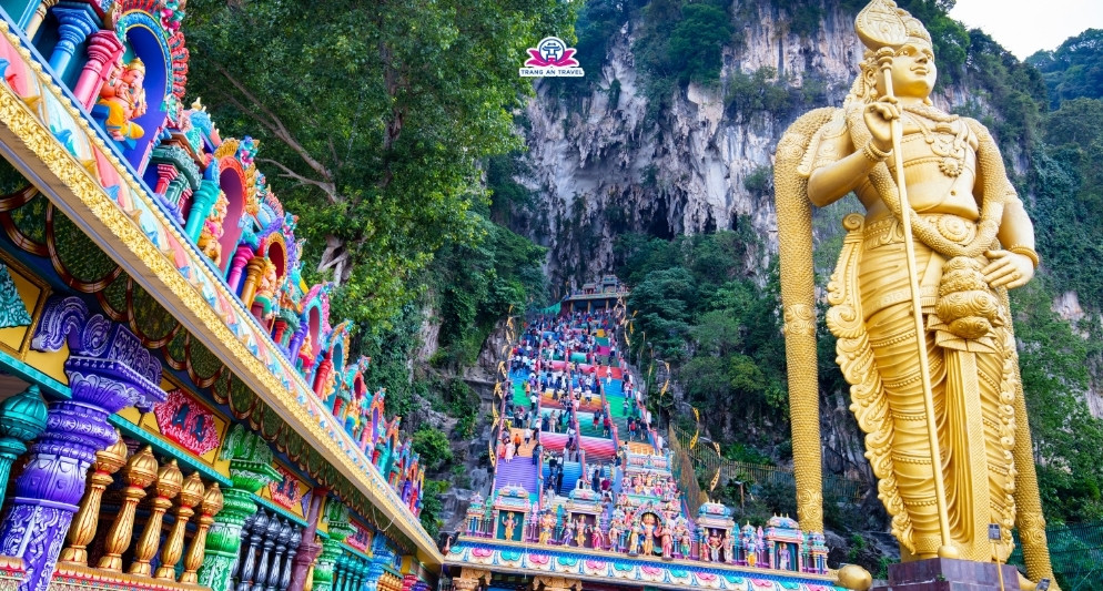 Trải nghiệm động Batu: Vẻ đẹp tín ngưỡng và sắc màu ở Malaysia