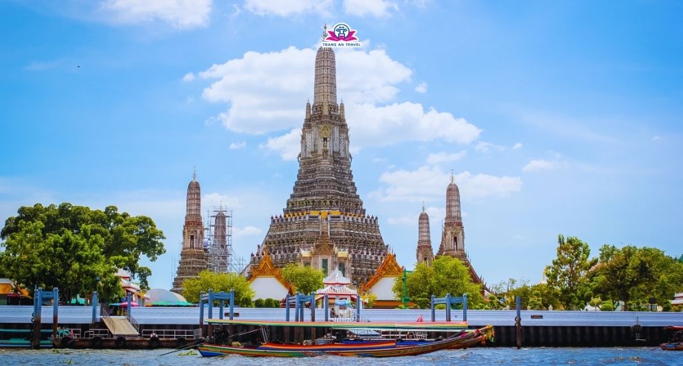 Kinh nghiệm tham quan chùa Wat Arun không phải ai cũng biết