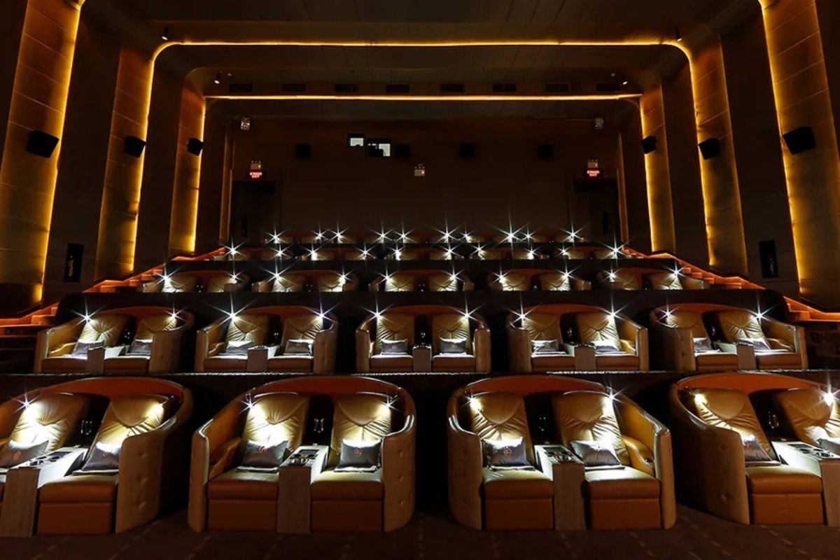 Embassy Diplomat Screens