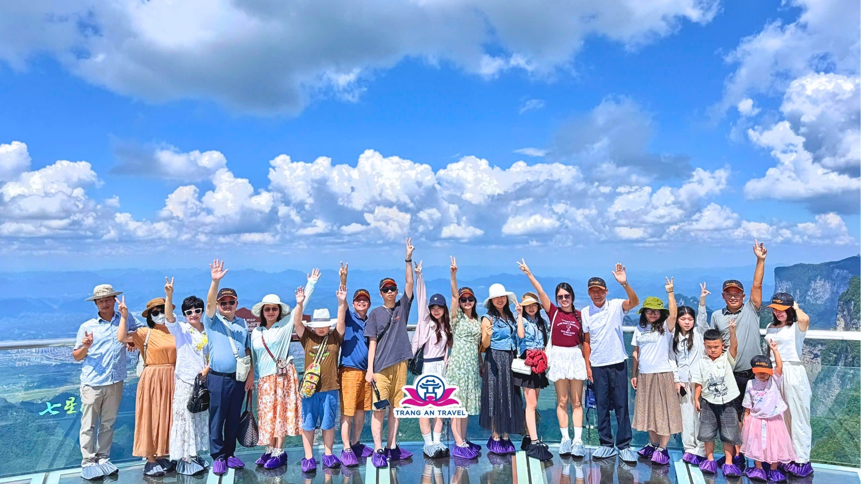 Tour Phượng Hoàng Cổ Trấn