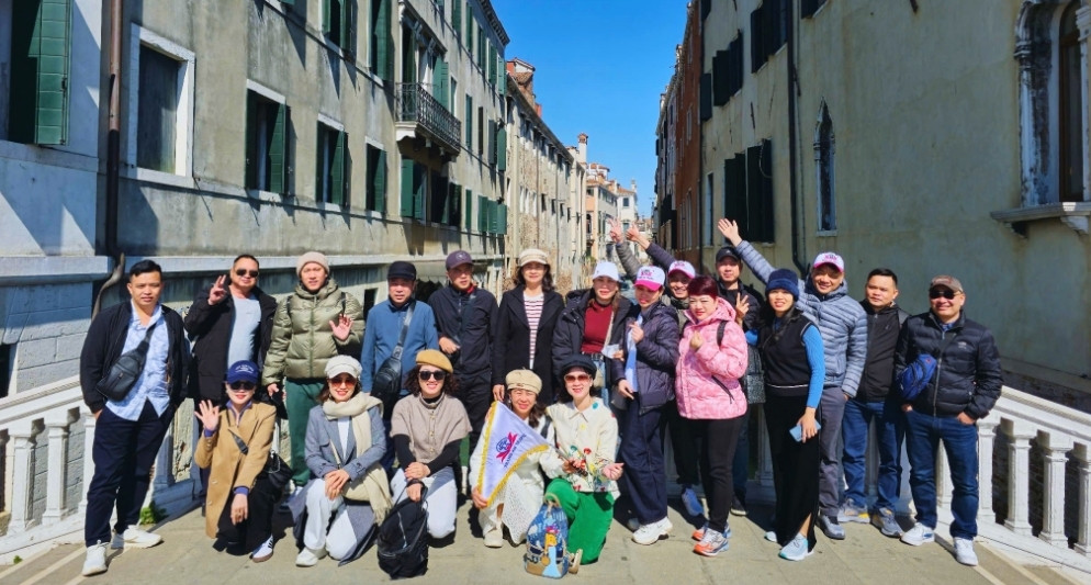 Đoàn du lịch châu Âu của Tràng An Travel 15/3/2025