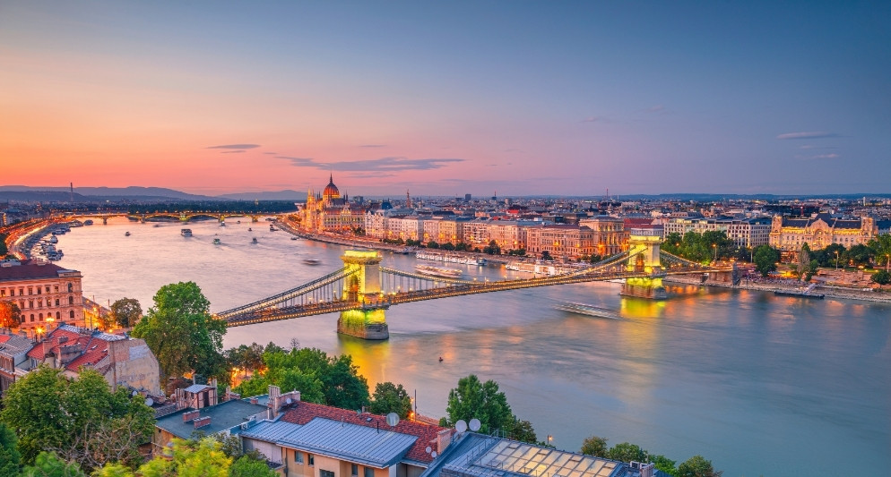 Thời tiết du lịch Hungary tháng 5: Có gì đẹp, có gì cần chuẩn bị gì?	