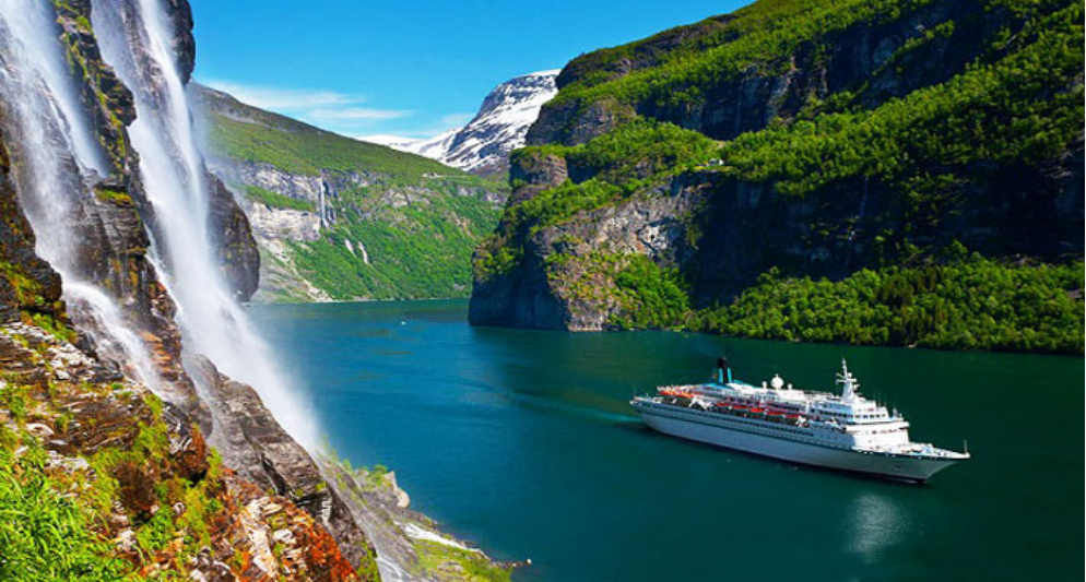 Tour Du Lịch Bắc Âu Kết Hợp Du Thuyền 5 Sao – Hành Trình Đẳng Cấp Giữa Cực Bắc Châu Âu