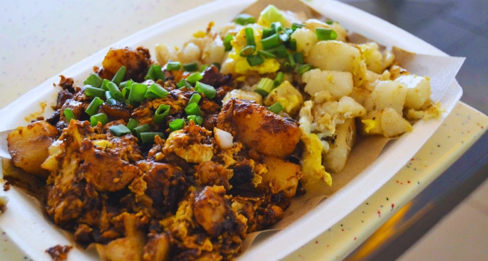 Bánh cà rốt Singapore, món ăn gây hiểu nhầm nổi tiếng phải thử một lần