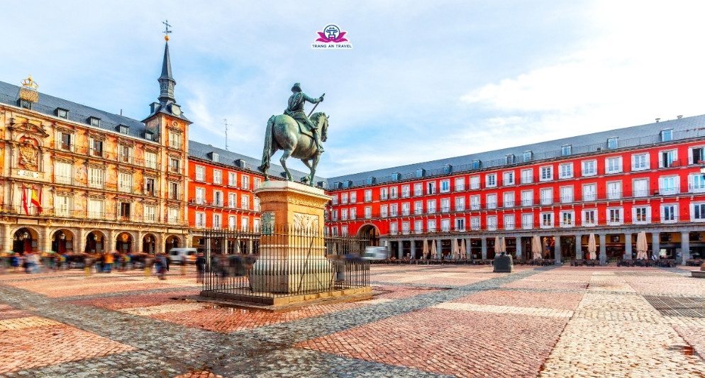 Quảng trường Plaza Mayor
