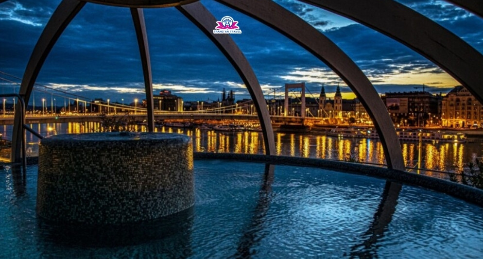 Khám phá các các nhà tắm công cộng cổ nhất châu Âu