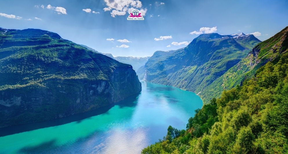 Top địa điểm châu Âu mát mẻ nhất tháng 7