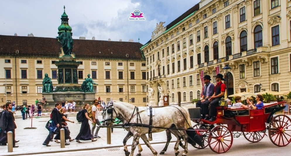 tour châu Âu 30 ngày