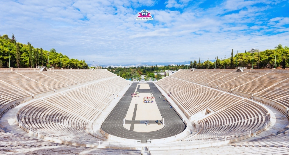 Tham quan sân vận động Panathenaic – Biểu tượng Olympic cổ đại giữa lòng Athens