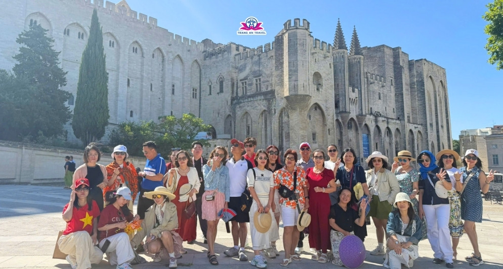 tour châu Âu Tràng An Travel