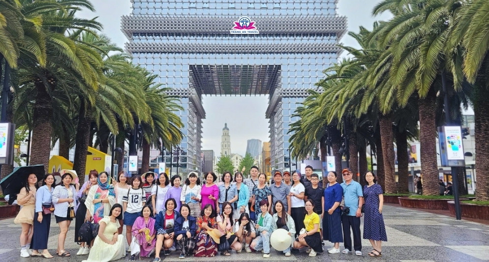 tour Côn Minh tàu cao tốc