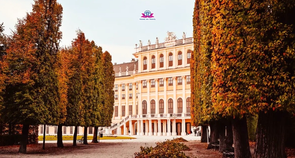 Thời tiết Áo tháng 10 – Mùa thu vàng rực rỡ ở trái tim châu Âu
