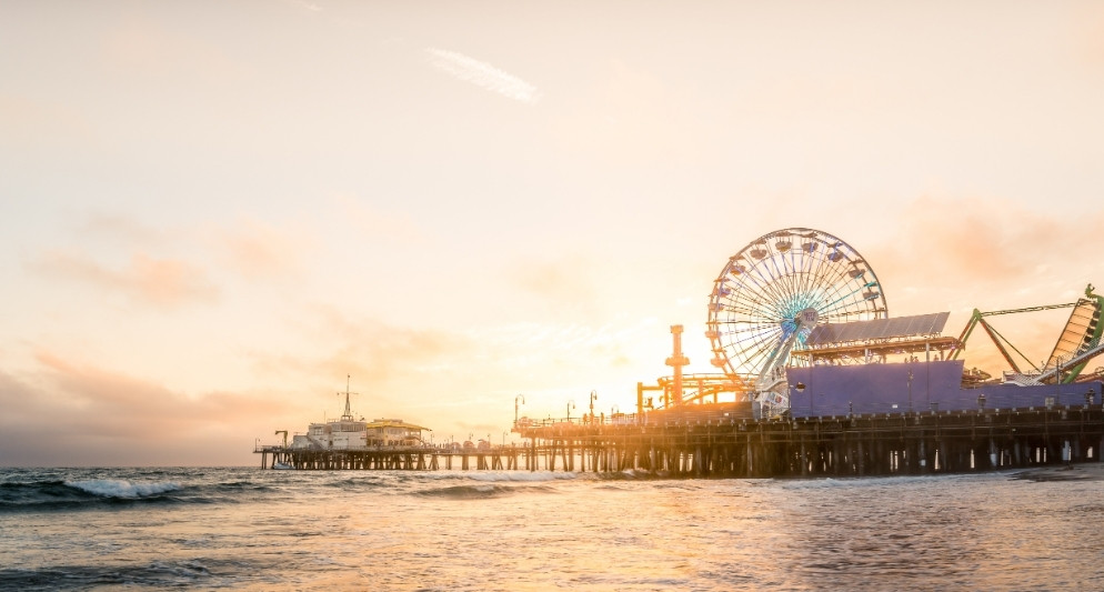 Cầu cảng Santa Monica, điểm hẹn dịu êm khi tới California