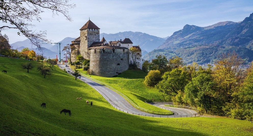Vaduz, 24 giờ du ký thủ đô của Liechtenstein